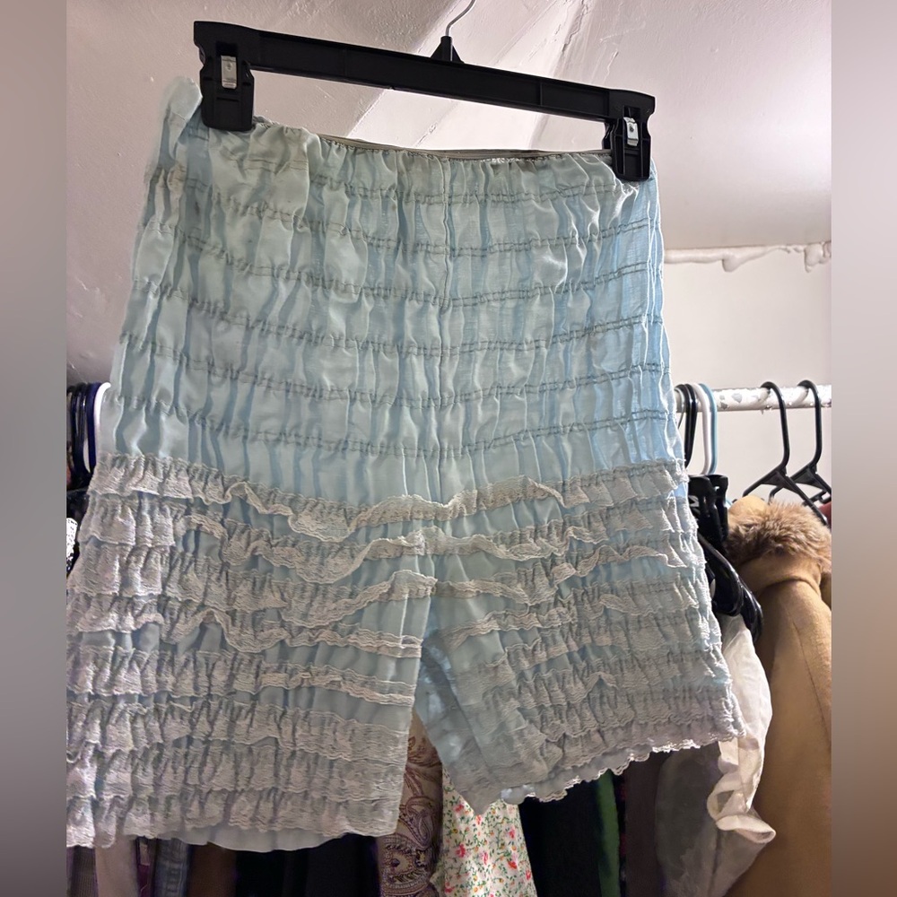 Light Blue Ruffled Women's Bermuda Shorts